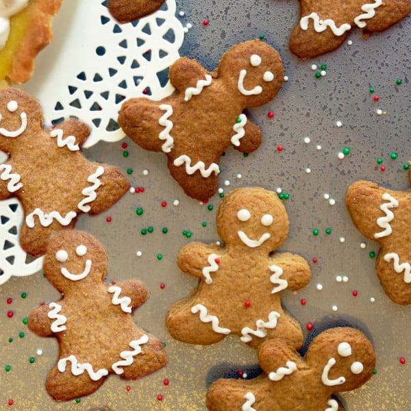 Gingerbread Cookies - TheBakers