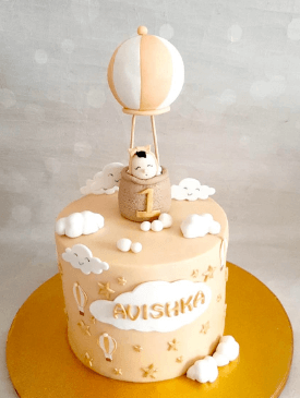 Hot air balloon first birthday cake