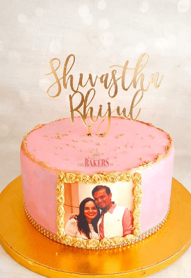 Wedding & Engagement Cakes 7 Couple Portrait Engagement Pink Cake