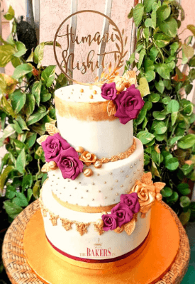 Wedding & Engagement Cakes 38 Wine & Gold Cocktail Wedding Cake