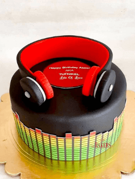 DJ theme cake