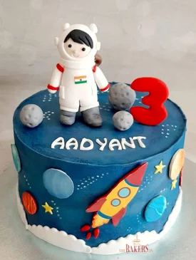 Astronaut & Space Cake
