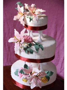 Stargazer Lilies and Roses Wedding Cake