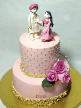 Couple Figurine Wedding Cake