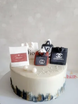 Luxury shopping cake