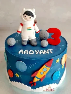 Space Astronaut cake