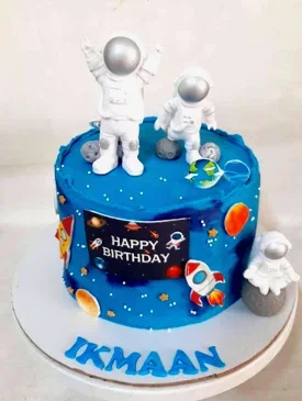 galaxy astronaut cake